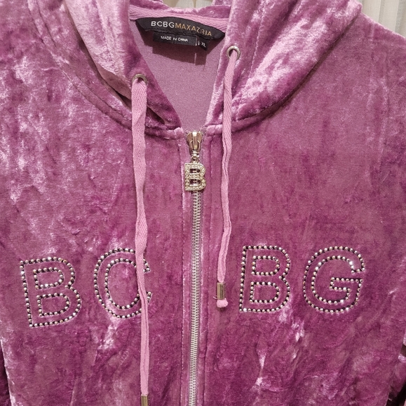 BCBGMAXAZRIA RHINESTONES  VELOUR  TRACK SUIT. - Picture 8 of 13